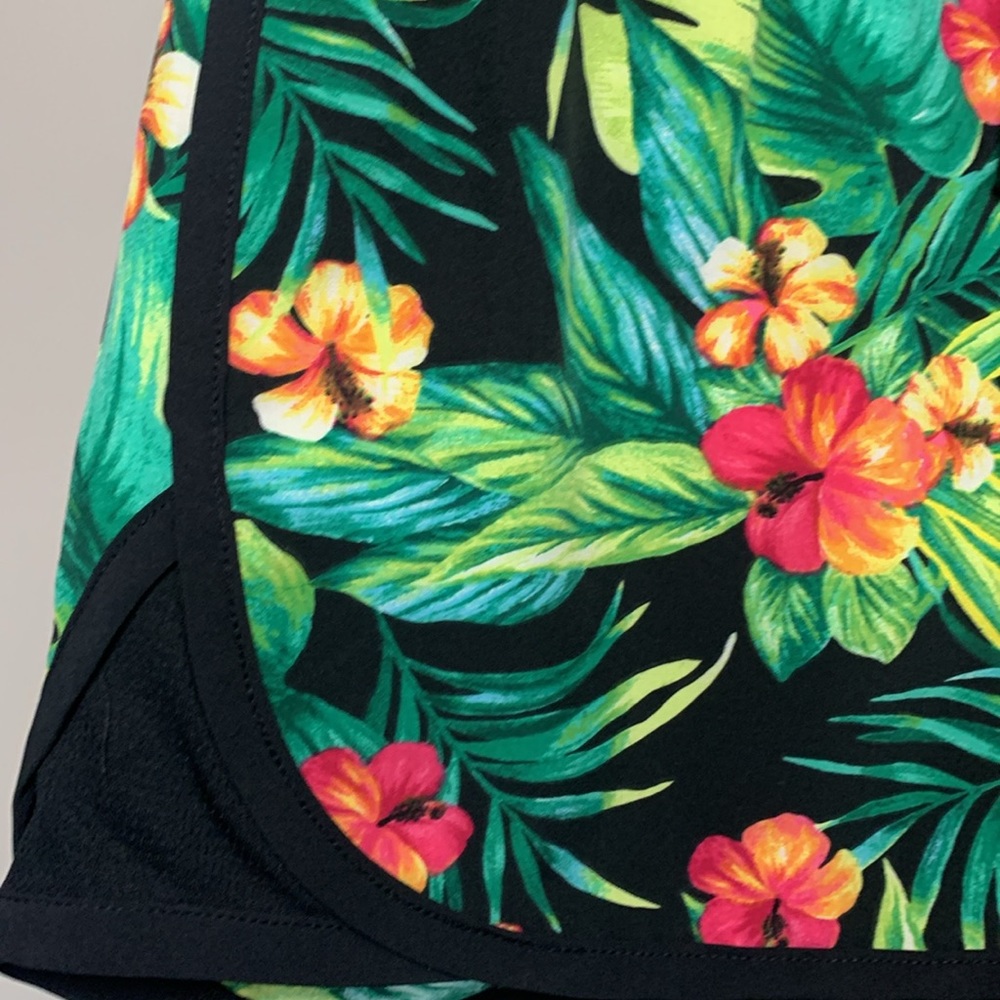 ID Ideology Women's Drawstring Running Shorts flowers Size: S - Picture 5 of 7